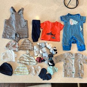 Newborn baby clothes. Gently used, no stains.